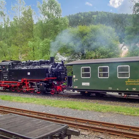 Amazing In Herrnhut Ot Ruppersdor *